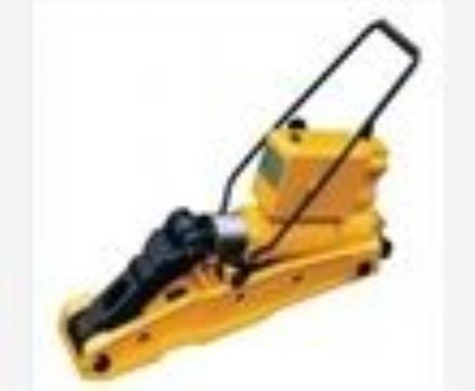 點擊查看詳細信息<br>標題：YQB-245型液壓起拔道機 閱讀次數(shù)：1946